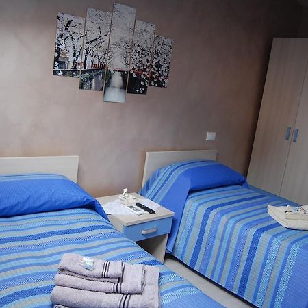 Emily House Hotel Montecerboli Buitenkant foto