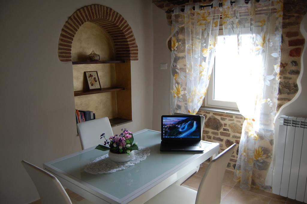 Emily House Hotel Montecerboli Buitenkant foto