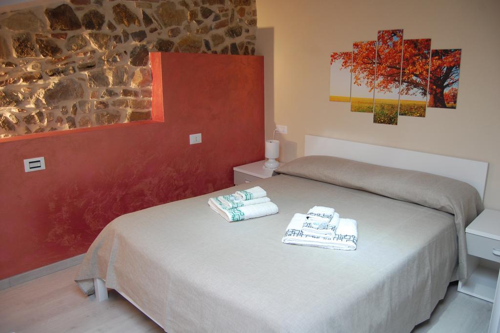 Emily House Hotel Montecerboli Buitenkant foto
