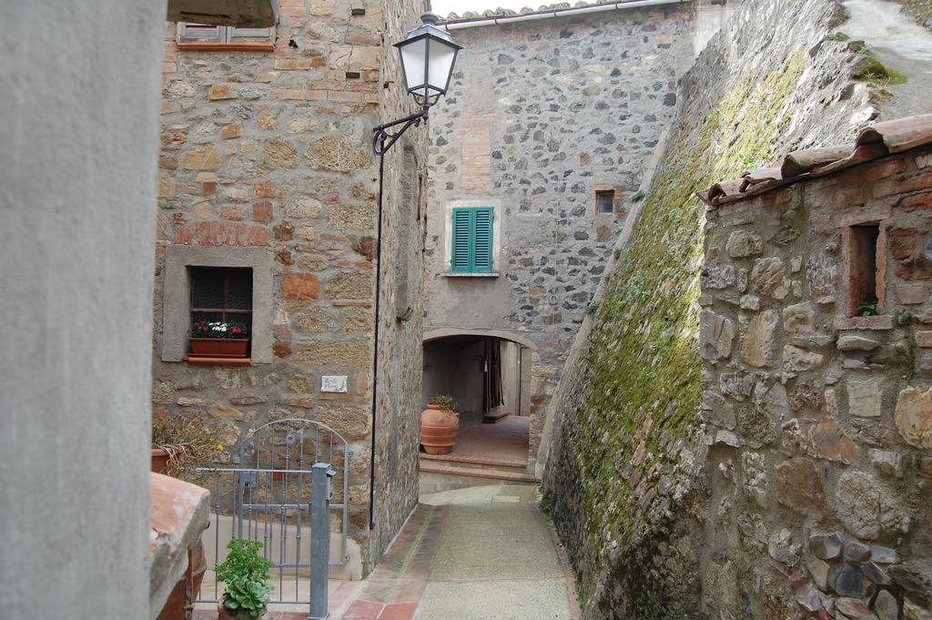 Emily House Hotel Montecerboli Buitenkant foto